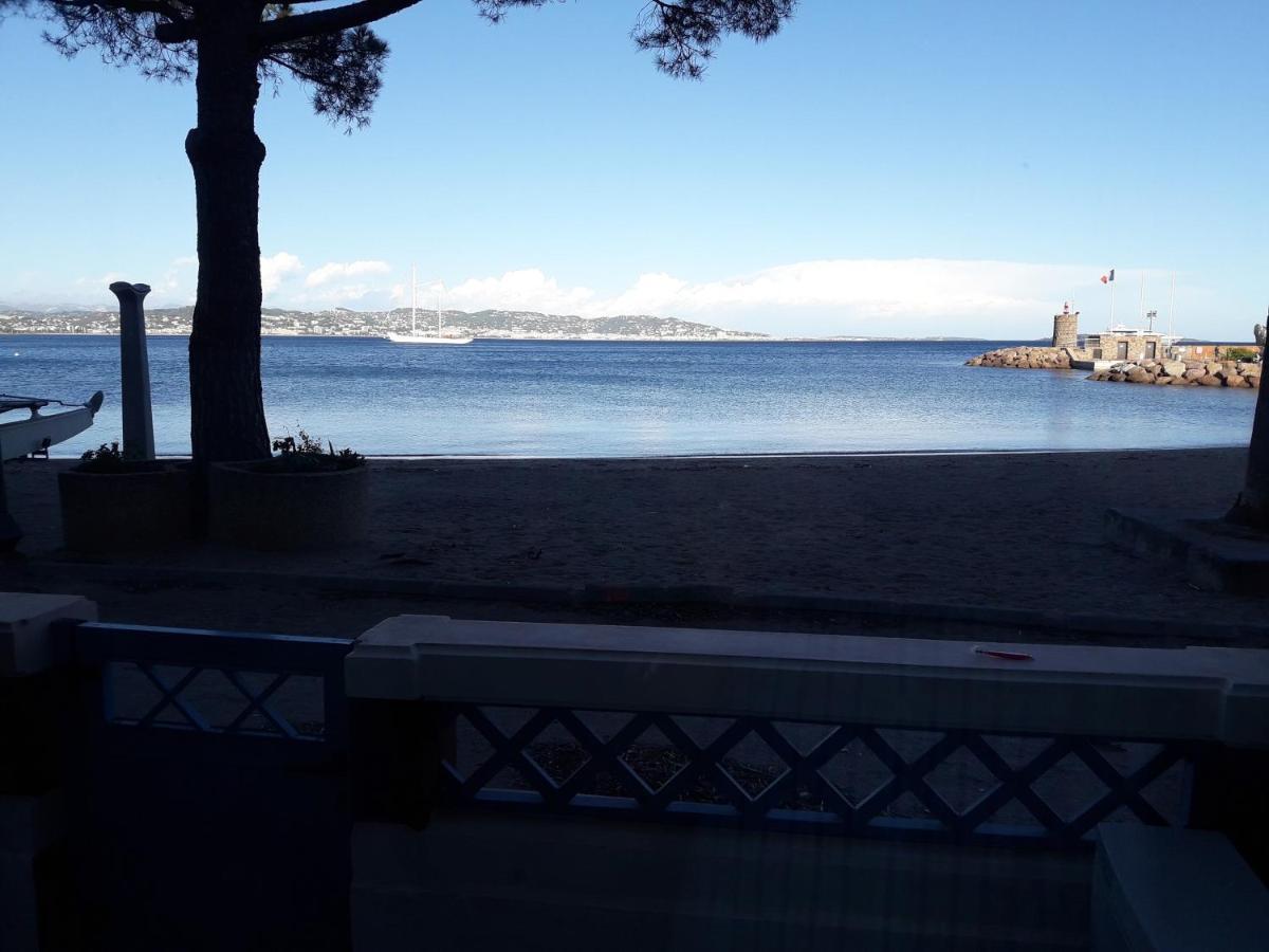 French Riviera 1 Bedroom On The Beach Facing Cannes Théoule-sur-Mer Εξωτερικό φωτογραφία