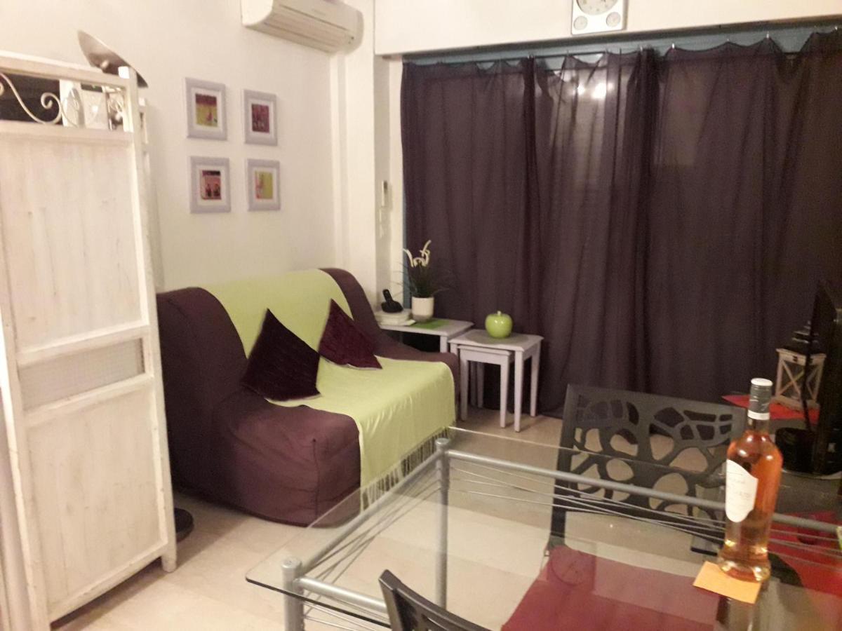 French Riviera 1 Bedroom On The Beach Facing Cannes Théoule-sur-Mer Εξωτερικό φωτογραφία