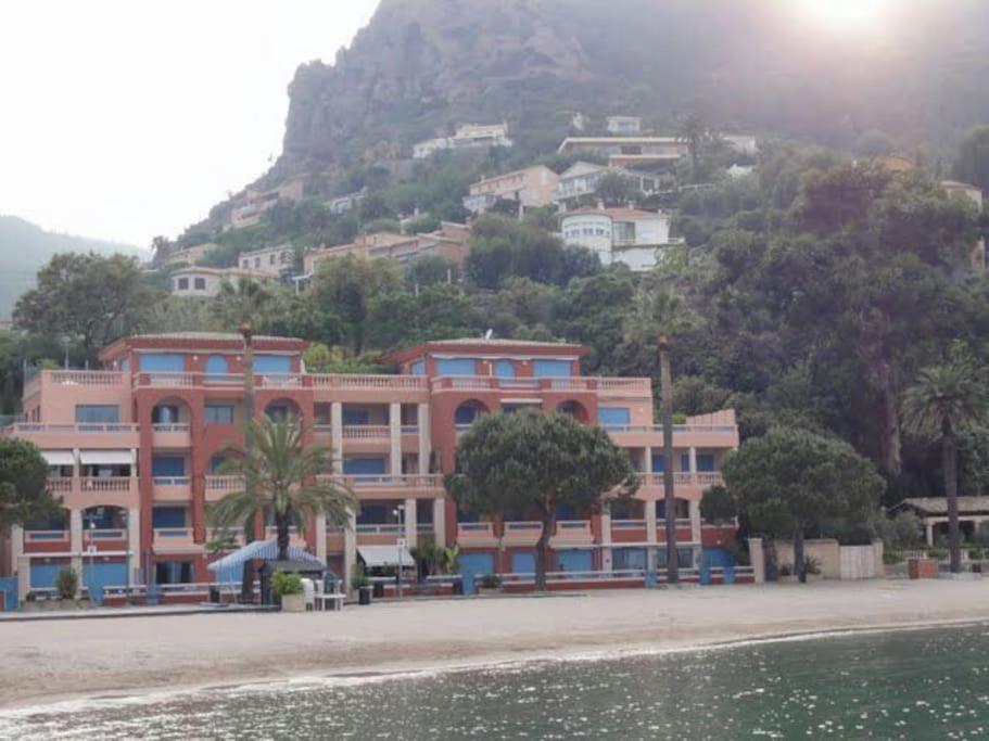 French Riviera 1 Bedroom On The Beach Facing Cannes Théoule-sur-Mer Εξωτερικό φωτογραφία