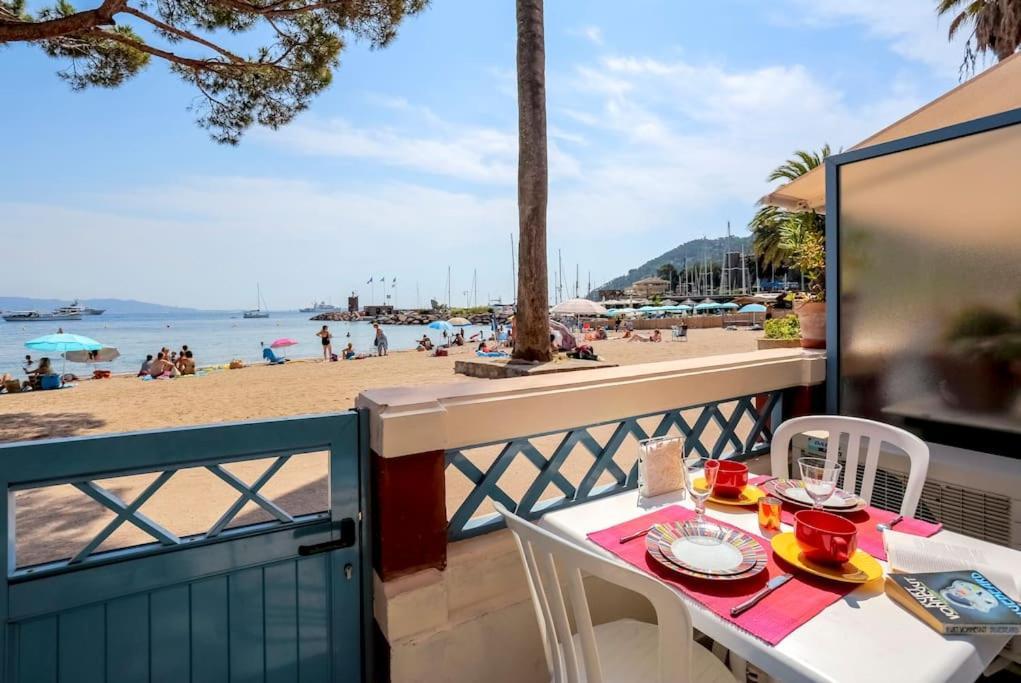 French Riviera 1 Bedroom On The Beach Facing Cannes Théoule-sur-Mer Εξωτερικό φωτογραφία